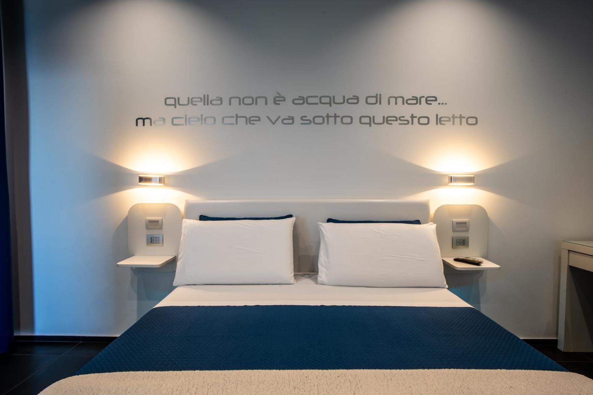 Skyhouse Beverello Bed & Breakfast Napoli